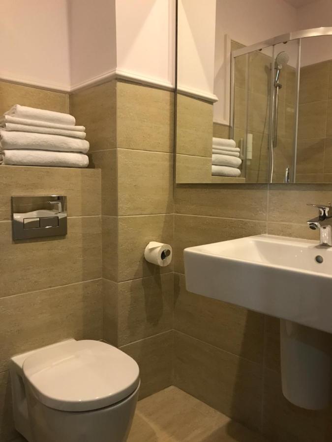 Hotel Alex Galaţi エクステリア 写真