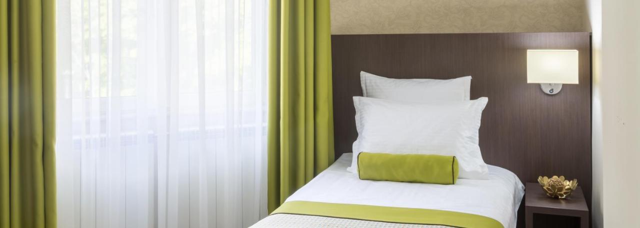 Hotel Alex Galaţi エクステリア 写真