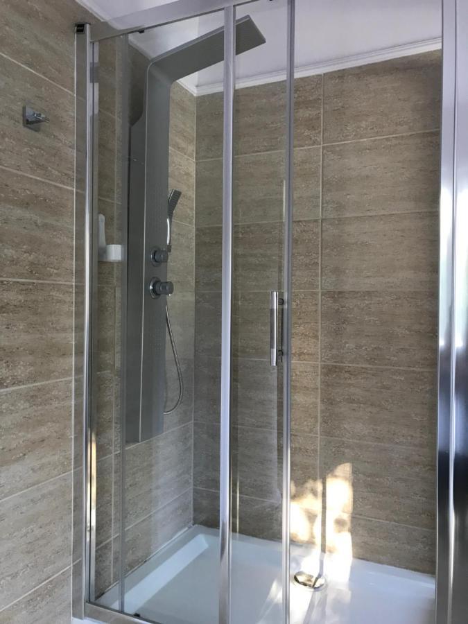 Hotel Alex Galaţi エクステリア 写真
